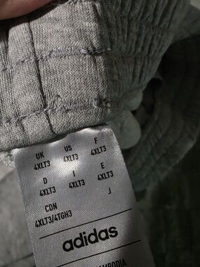 Adidas Light Gray Quilted Jacket Tag Detail